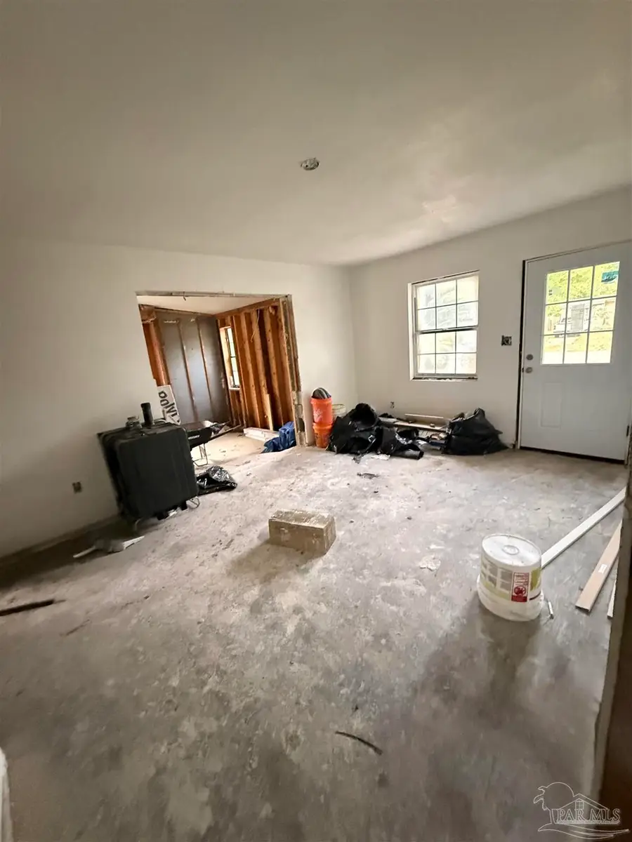 5555 Mayfair Dr, Pensacola, FL 32506 - #3