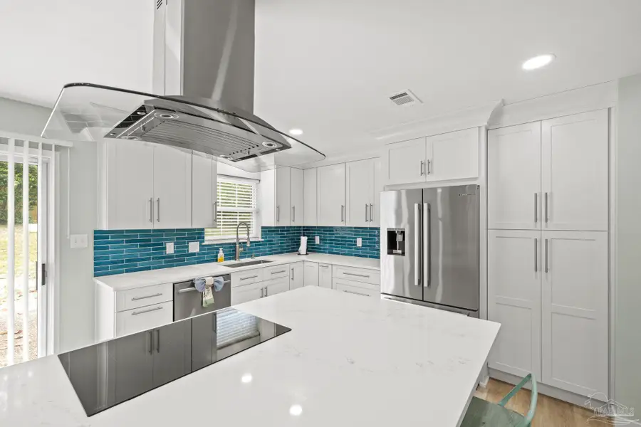 420 Dolphin St, Gulf Breeze, FL 32561 - #3