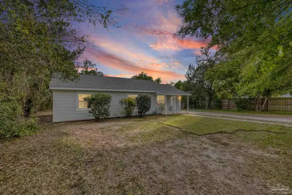 4819 W Jackson St, Pensacola, FL 32506