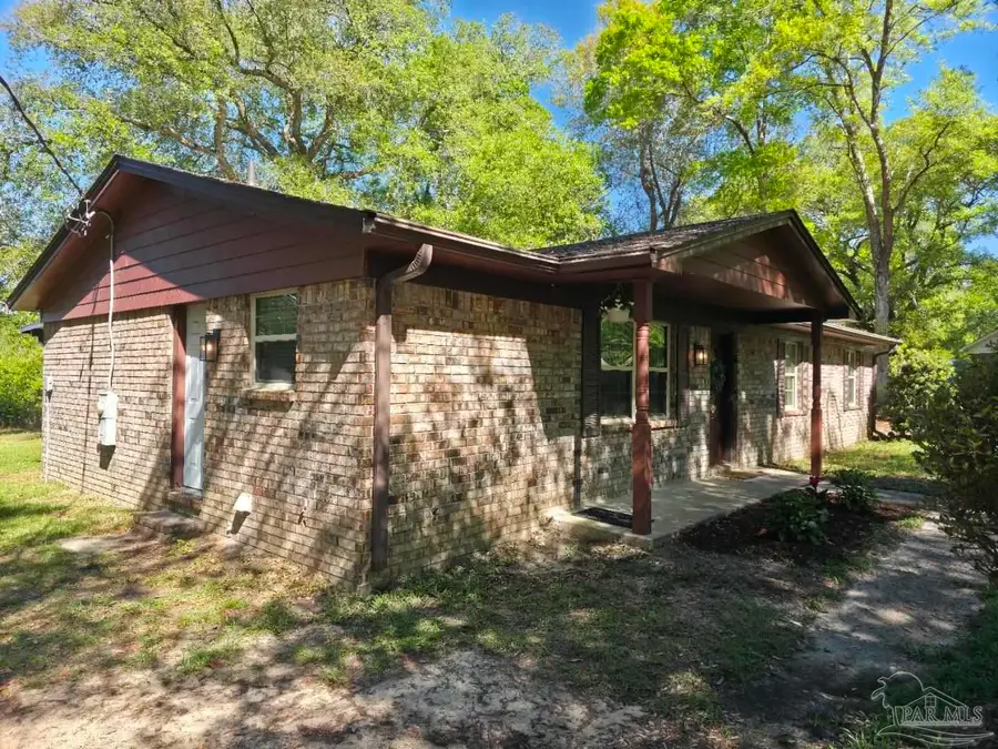 993 New Haven Dr, Cantonment, FL 32533 - #2