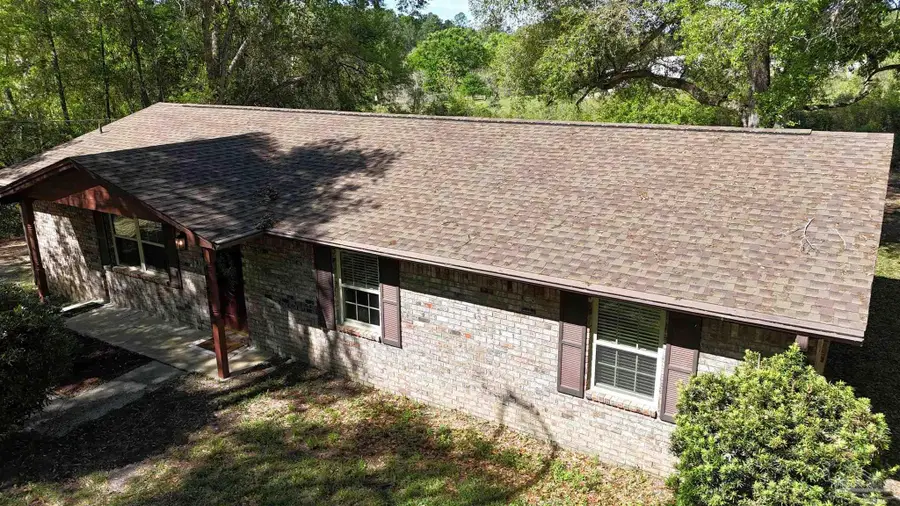 993 New Haven Dr, Cantonment, FL 32533 - #3