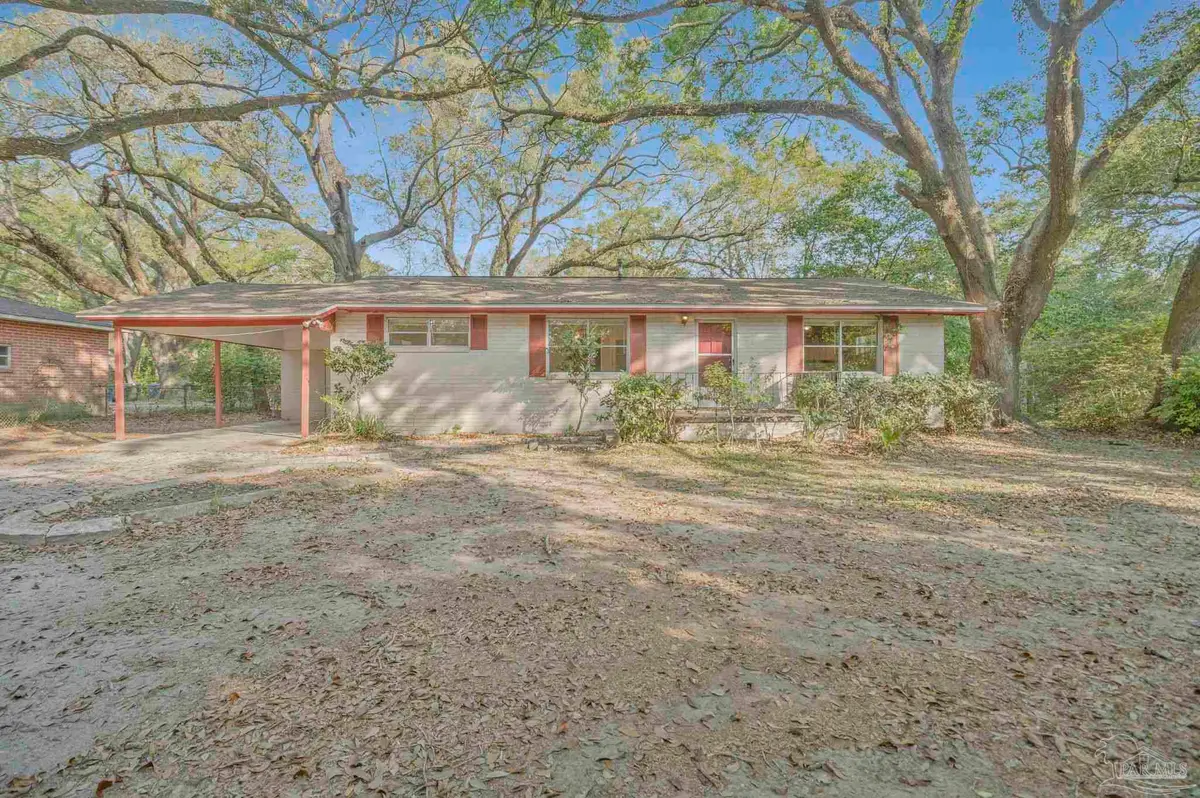 110 Hancock Ln, Pensacola, FL 32503 - #1