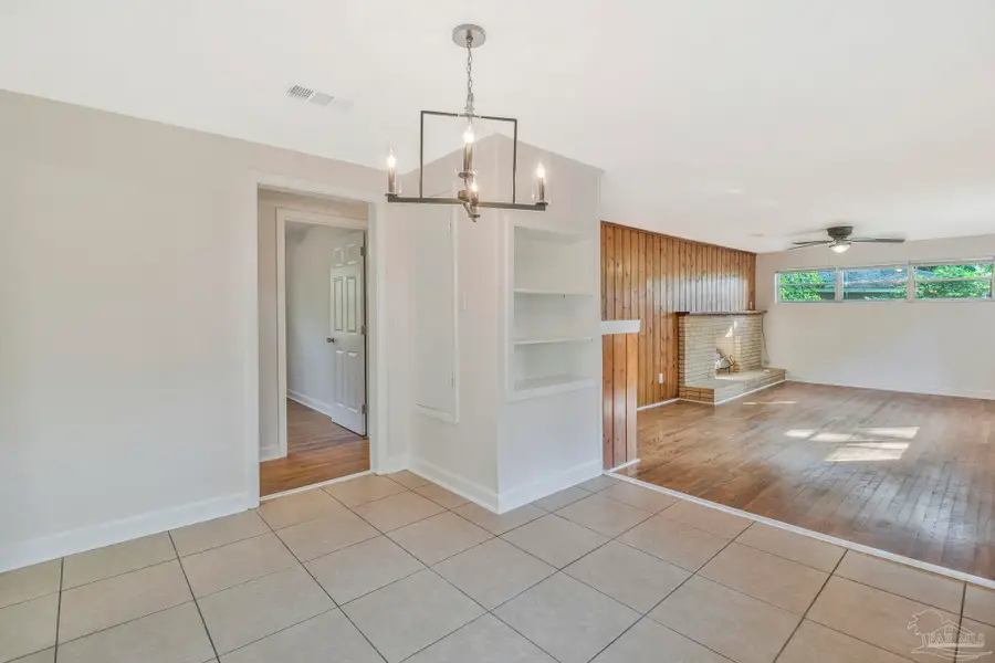 110 Hancock Ln, Pensacola, FL 32503 - #2