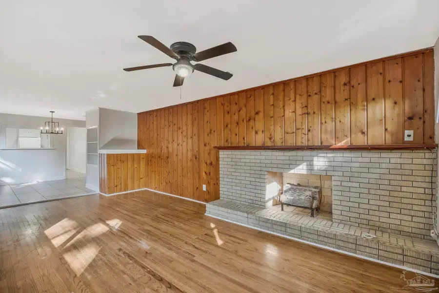 110 Hancock Ln, Pensacola, FL 32503 - #3