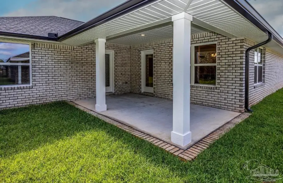 5207 Zenith Ln, Milton, FL 32583 - #2