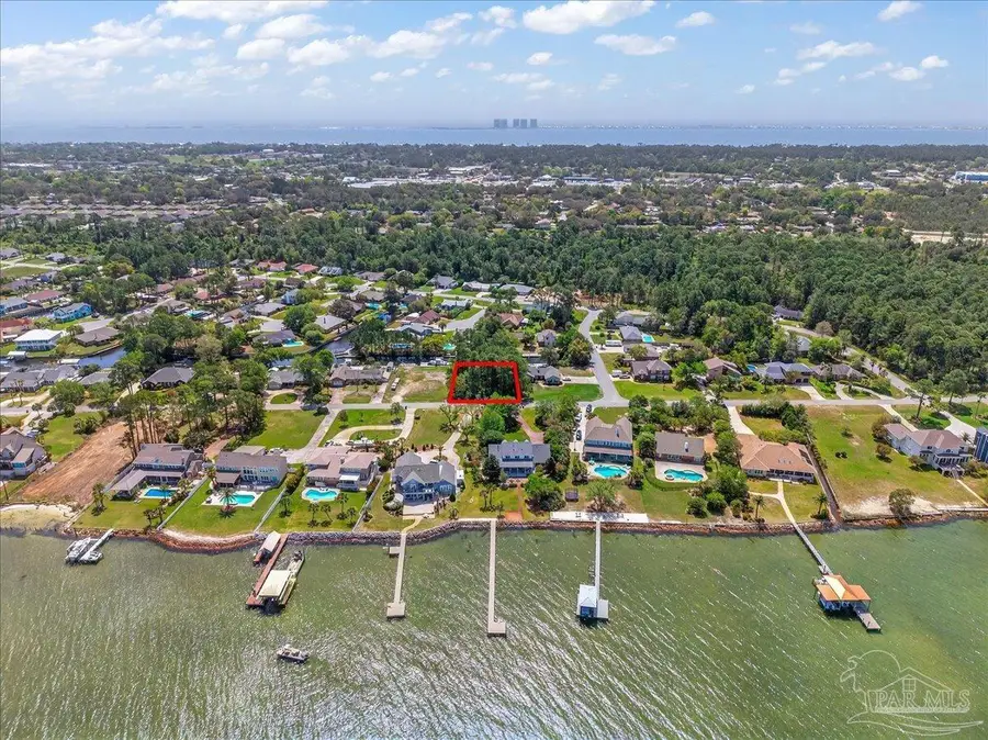 2943 Coral Strip Pkwy, Gulf Breeze, FL 32563 - #2