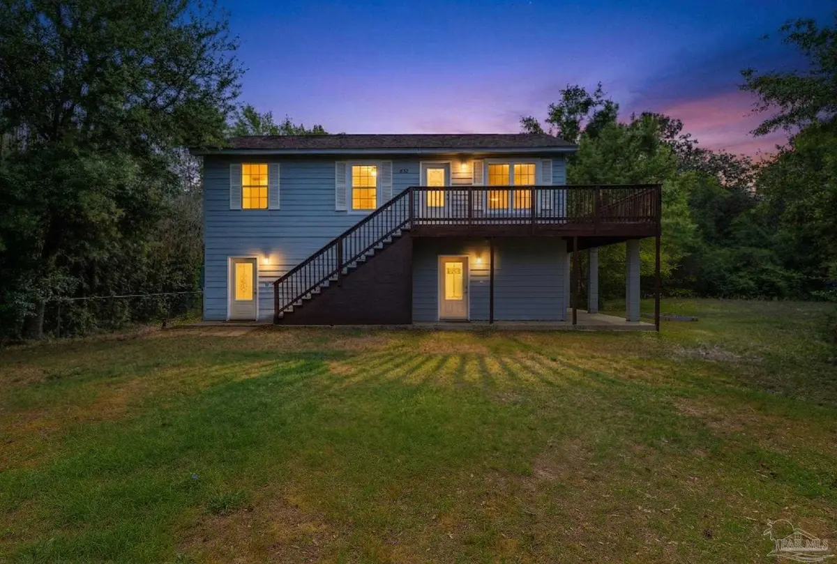 4032 Mae Ln, Milton, FL 32583 - #1