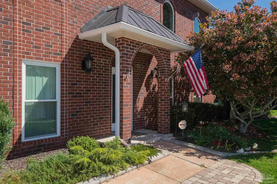 5922 Hermitage Dr, Pensacola, FL 32504 - #2