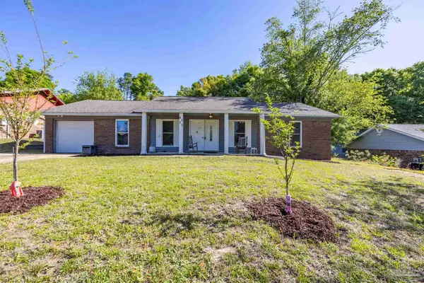 4635 Gladstone Dr, Pensacola, FL 32514