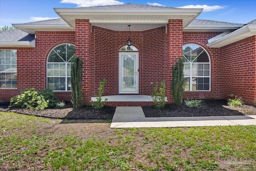 6677 Admiral St, Navarre, FL 32566 - #2