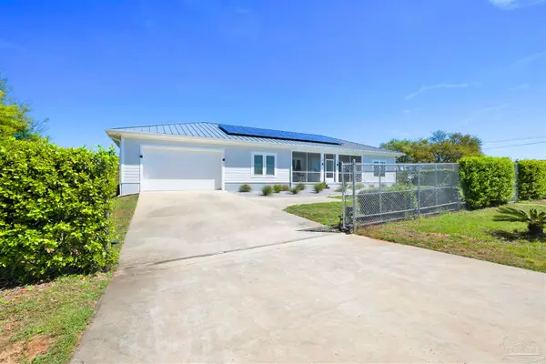 12850 Beckstrom Rd, Pensacola, FL 32507