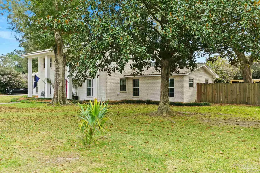 219 W Rosetta Ave, Foley, AL 36535 - #2