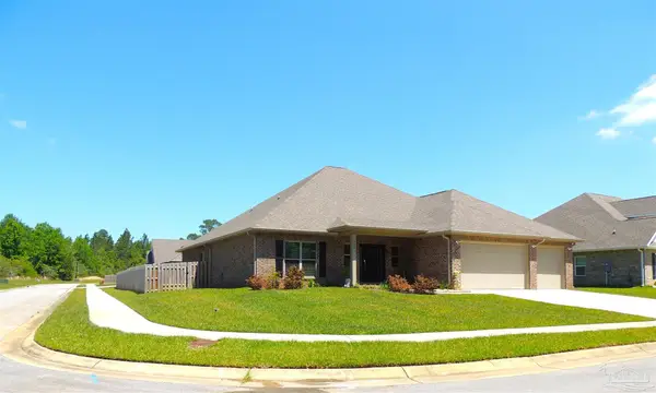 300 Charlton St, Cantonment, FL 32533