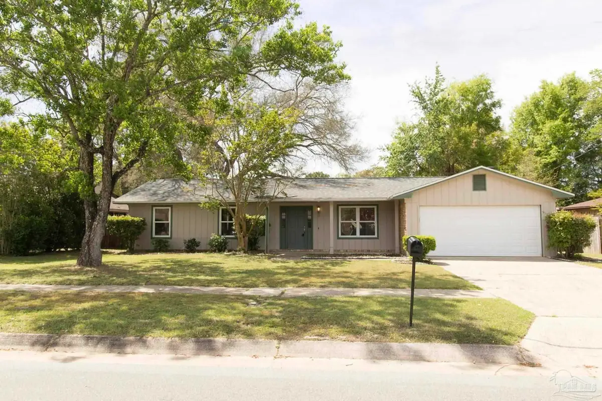 6945 Falcon Dr, Pensacola, FL 32526 - #1