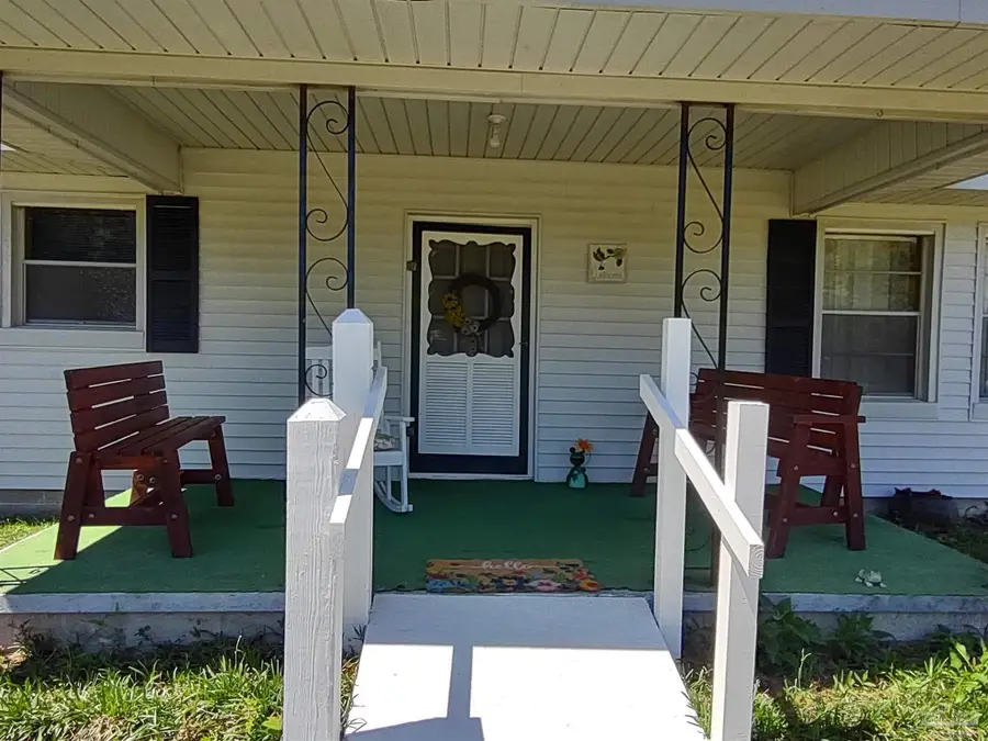 521 Cox Rd, McDavid, FL 32568 - #3