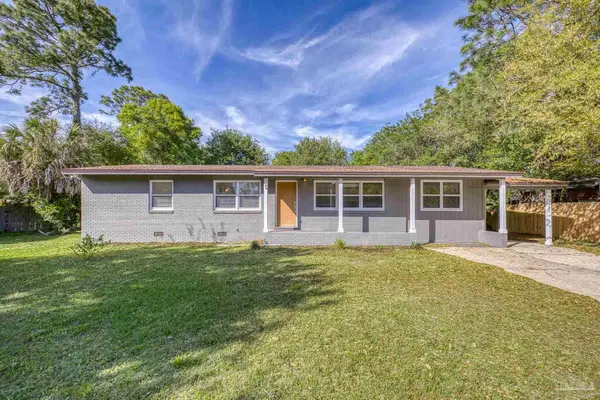 3740 Summer Dr, Pensacola, FL 32504