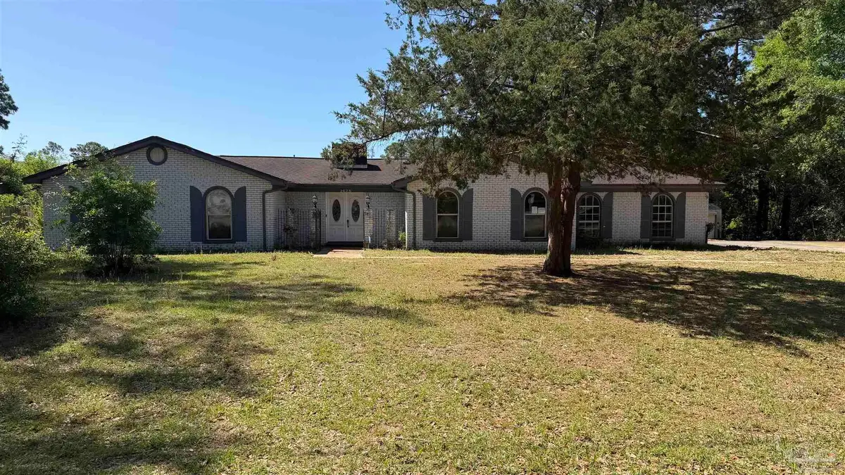 2625 Franciscan Dr, Pensacola, FL 32526 - #1
