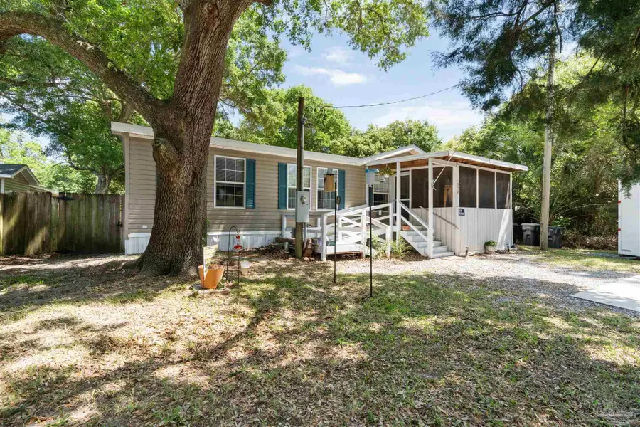 1002 Mills Ave, Pensacola, FL 32507 - #2