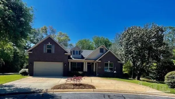 10281 Tanager Cir, Pensacola, FL 32507