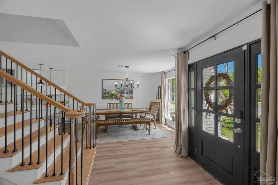 124 Norwich Dr, Gulf Breeze, FL 32561 - #2