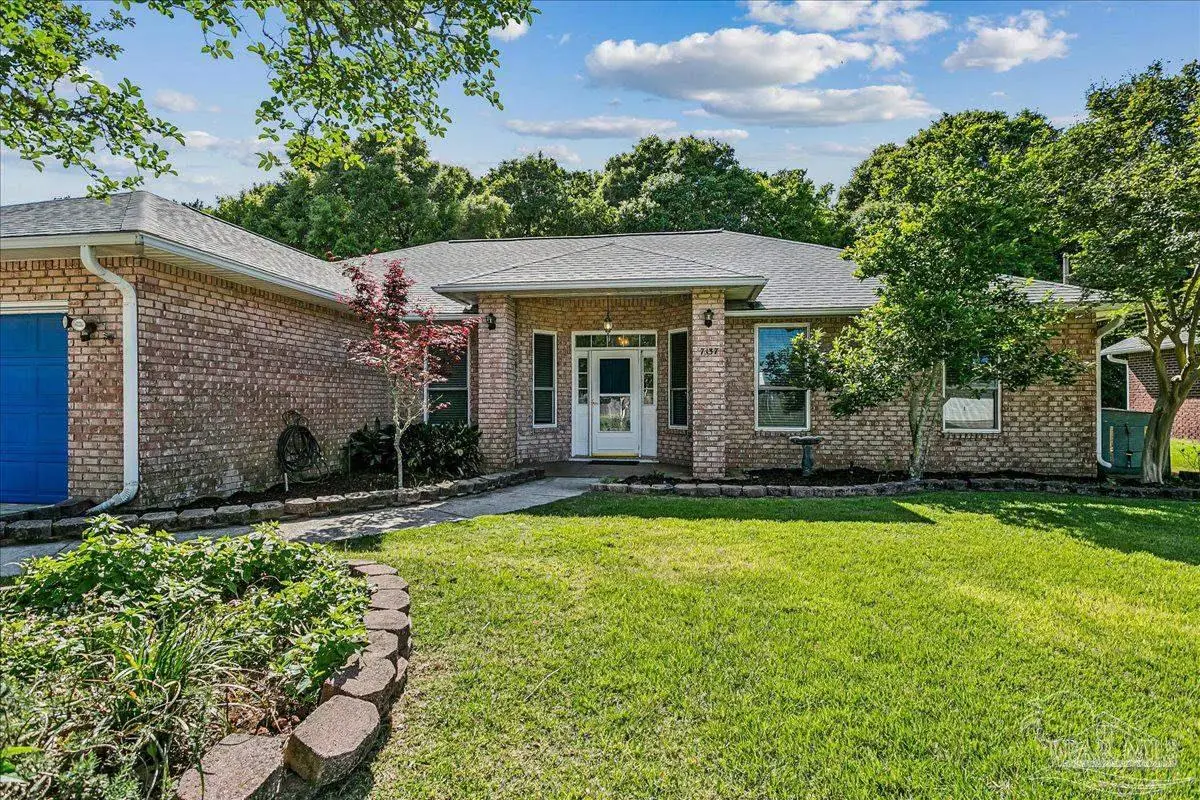 7137 Woodside Rd, Pensacola, FL 32526 - #1