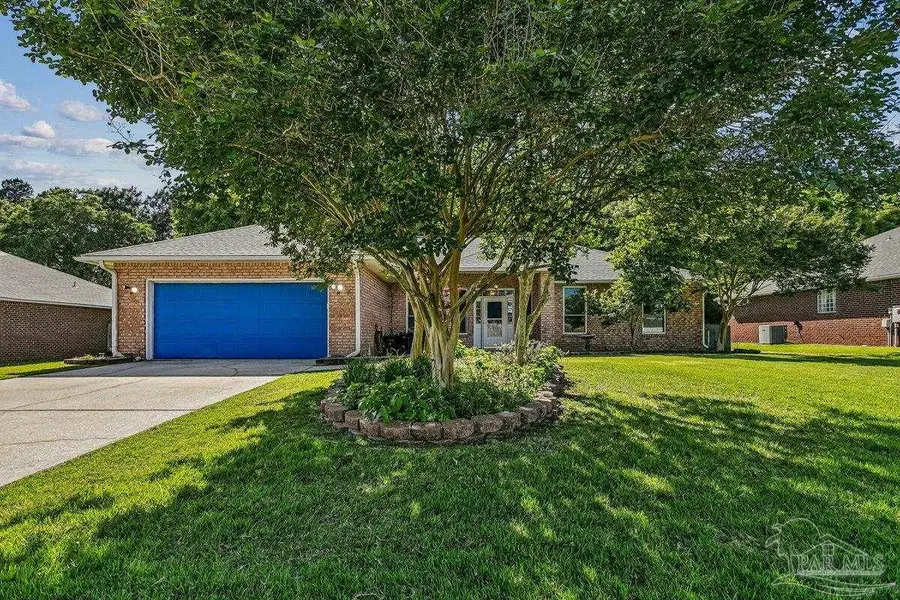 7137 Woodside Rd, Pensacola, FL 32526 - #2