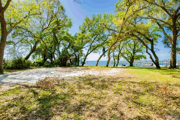 4503 Brickyard Bayou Rd, Gulf Breeze, FL 32563