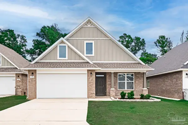 5398 Parkside Dr, Pace, FL 32571