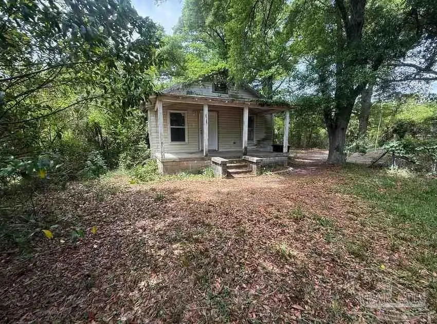 2911 N 9th Ave, Pensacola, FL 32503 - #1