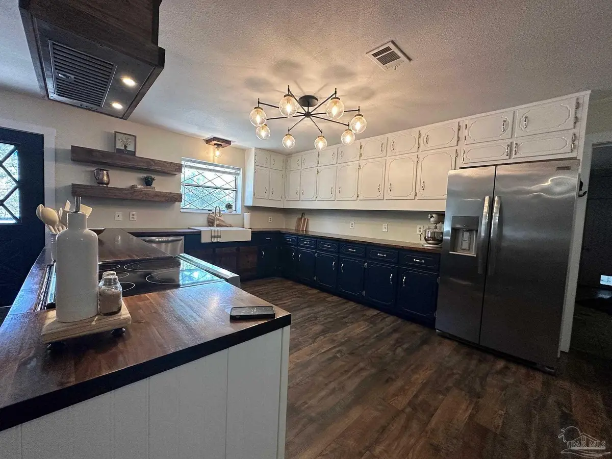 5812 Mimosa Ave, Milton, FL 32570 - #1