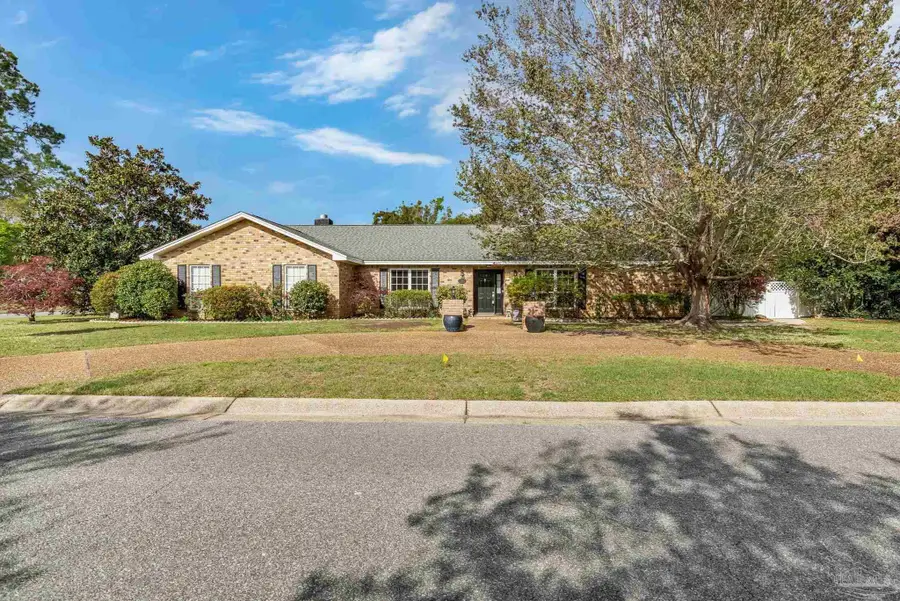 411 Bunker Hill Dr, Pensacola, FL 32506 - #2