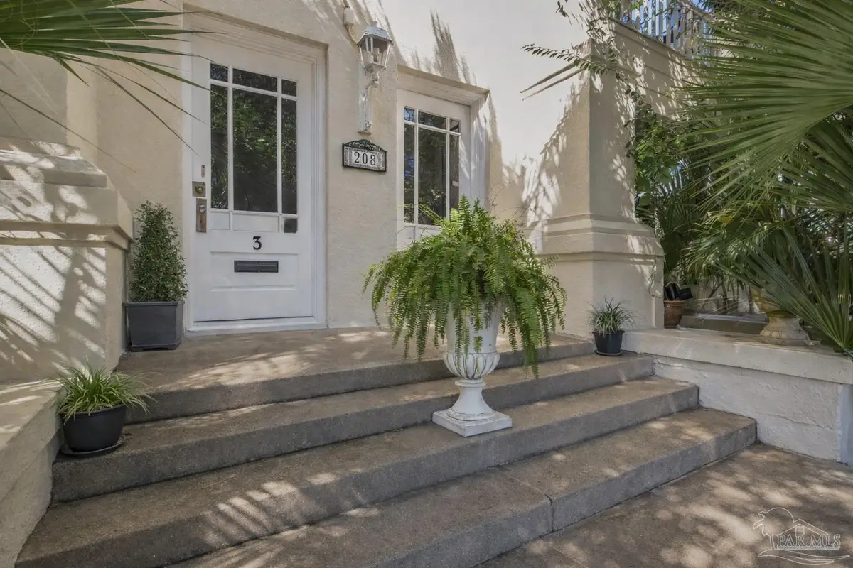 208 W Strong St #1-4, Pensacola, FL 32501 - #1