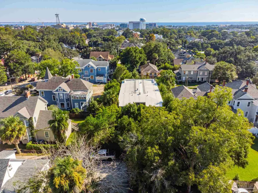 208 W Strong St #1-4, Pensacola, FL 32501 - #3