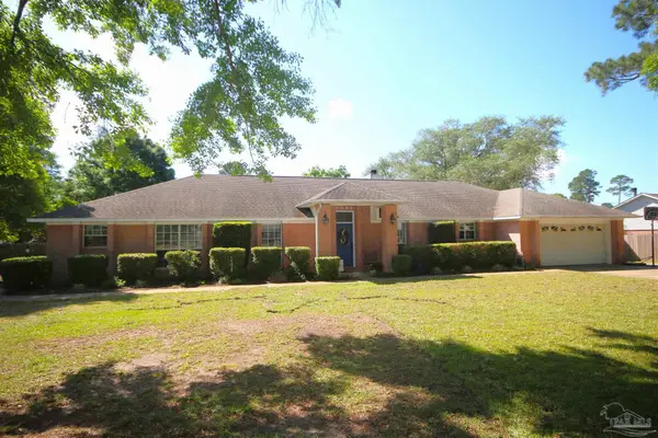 5044 Ponitz Pkwy, Pace, FL 32571