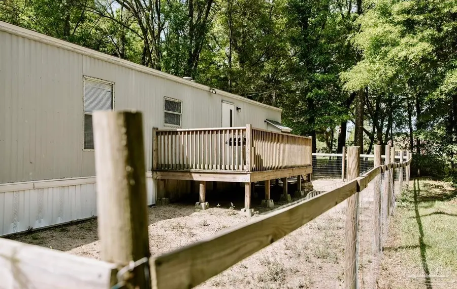 1728 Amanda Ln, Cantonment, FL 32533 - #3