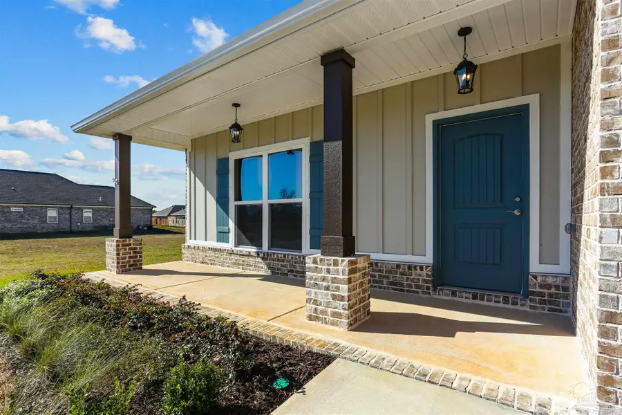 4016 Watergate Dr, Milton, FL 32583 - #2