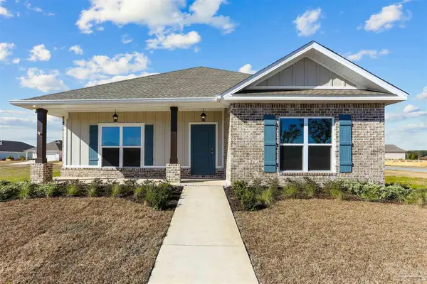 8957 Gumwood St, Milton, FL 32583