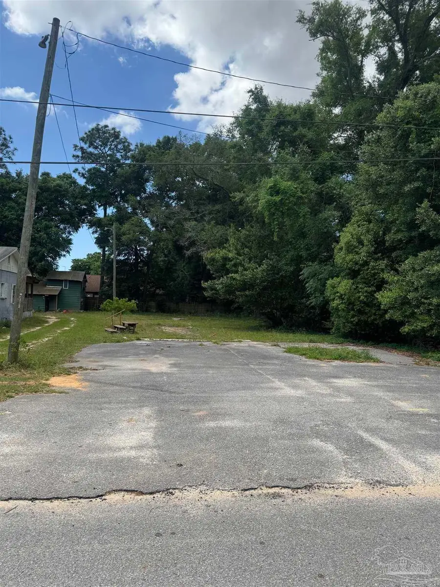 75 Travis St, Pensacola, FL 32503 - #3