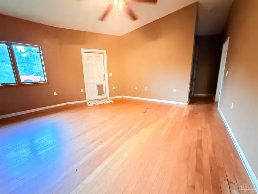 11307 Boundary Line Rd, Milton, FL 32583 - #3