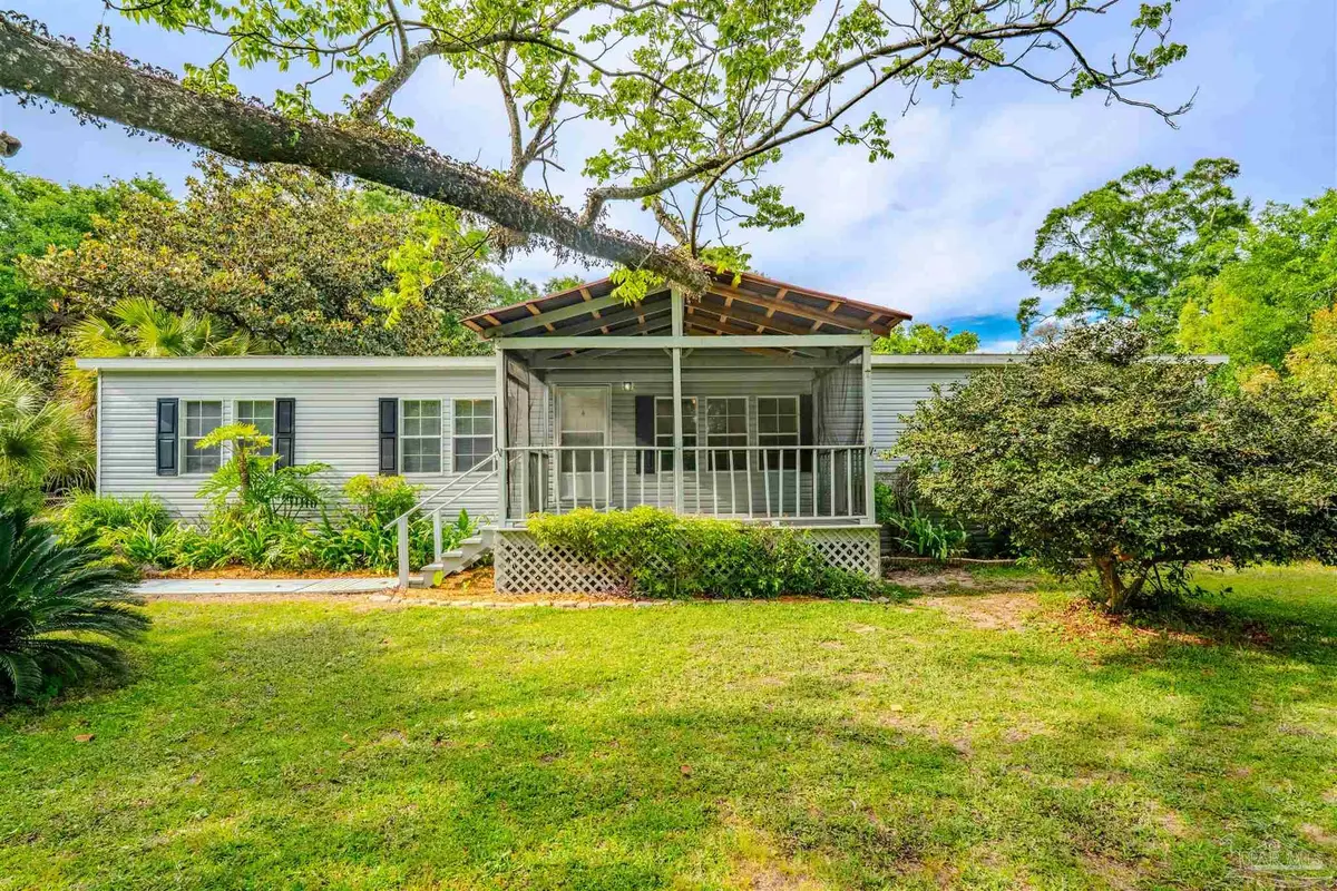 4612 W Jackson St, Pensacola, FL 32506 - #1