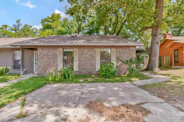 2394 Shoal Creek Dr, Pensacola, FL 32514