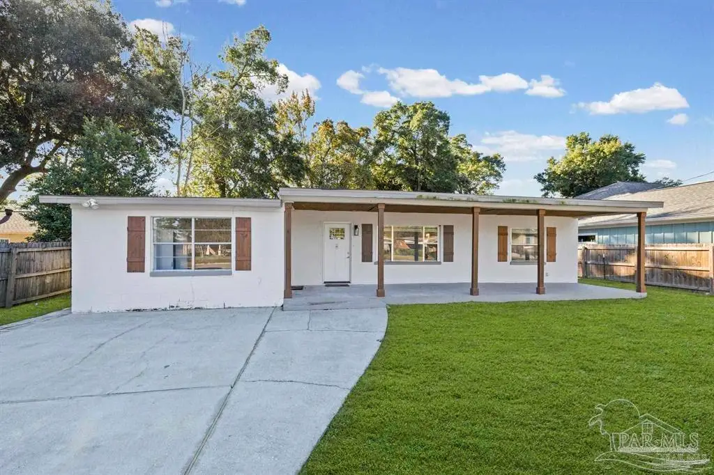 1631 E Hayes St, Pensacola, FL 32503 - #1