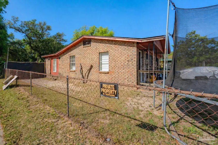 1000 Hawthorn Dr, Pensacola, FL 32507 - #3
