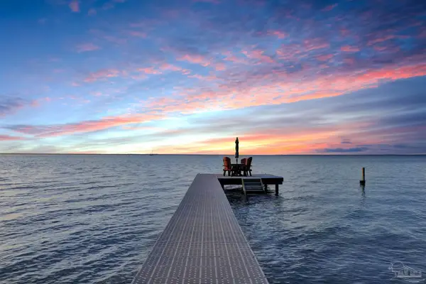 5642 East Bay Blvd, Gulf Breeze, FL 32563