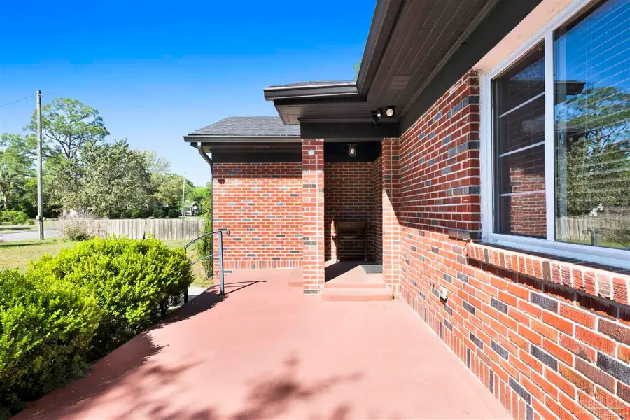 2016 E Scott St, Pensacola, FL 32503 - #3