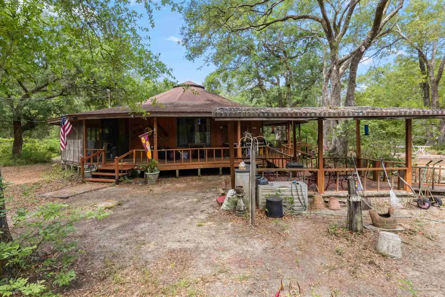 3340 Dunaway Ln, Pensacola, FL 32526 - #2