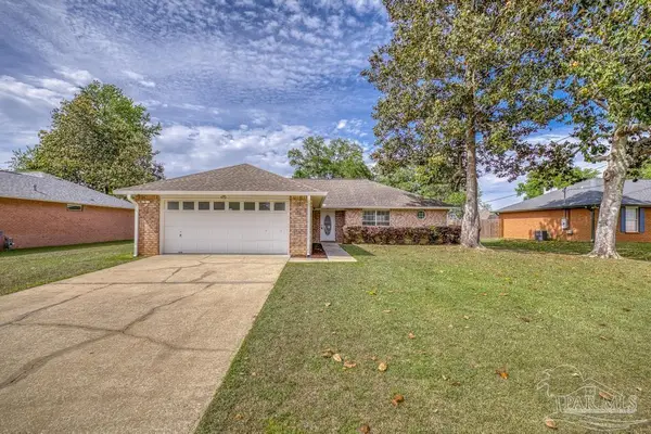 412 Strandview Dr, Pensacola, FL 32534