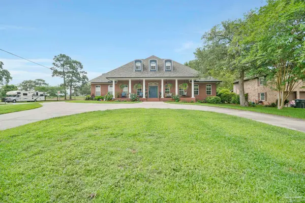 2367 Greenbrier Blvd, Pensacola, FL 32514