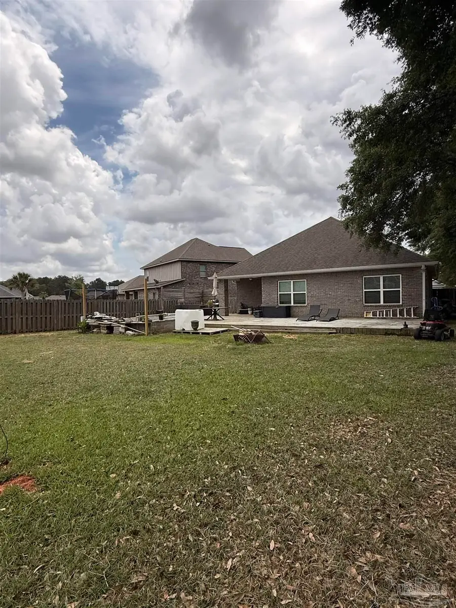 7980 Huntington Creek Ln, Pensacola, FL 32526 - #2