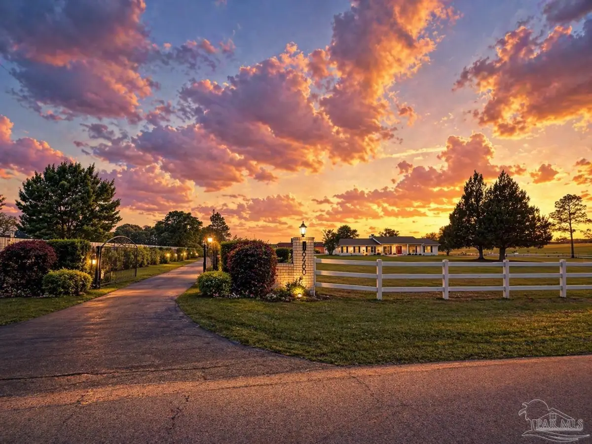 8480 Gibson Rd, Molino, FL 32577 - #1